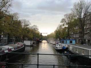 Das Geheimnis von Amsterdam - Segeln und Tauchen - Dr. Theodor Yemenis